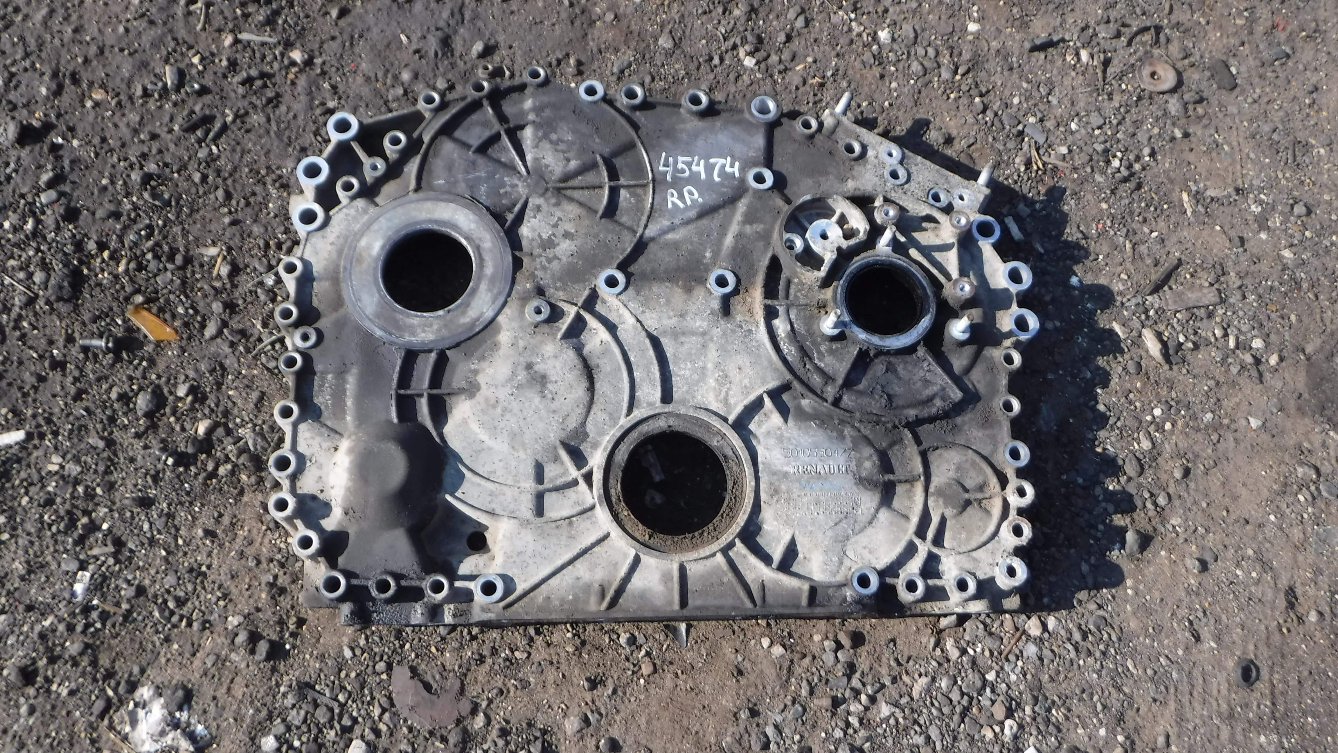 Передняя крышка двигателя Рено премиум Renault Premium DCI320 2005 5010550477